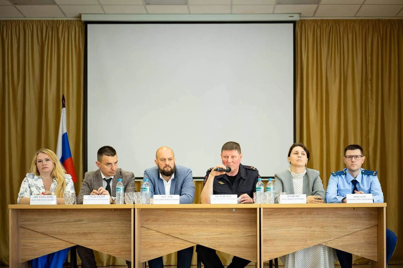 «Любовь нельзя заменить деньгами»: глава Курска обратился к занятым родителям перед каникулами