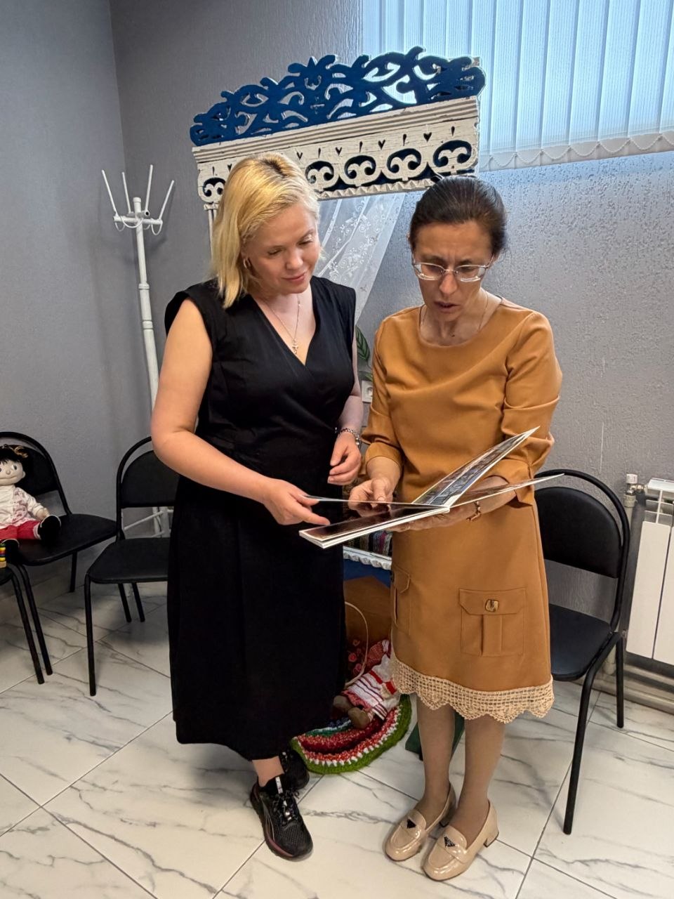 Екатерина Харченко: В рамках подготовки к предварительному голосованию партии «Единая Россия» встретилась с главой Конышевского района Дмитрием Новиковым Екатерина Харченко: В рамках подготовки к предварительному голосованию партии «Единая Россия» встретилась с главой Конышевского района Дмитрием Новиковым