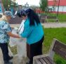 В Курских парках и скверах убираются 27 человек и четыре машины