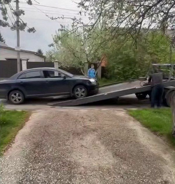 В Курске полицейские остановили автомобиль «Тойота», которым управлял 17-летний подросток