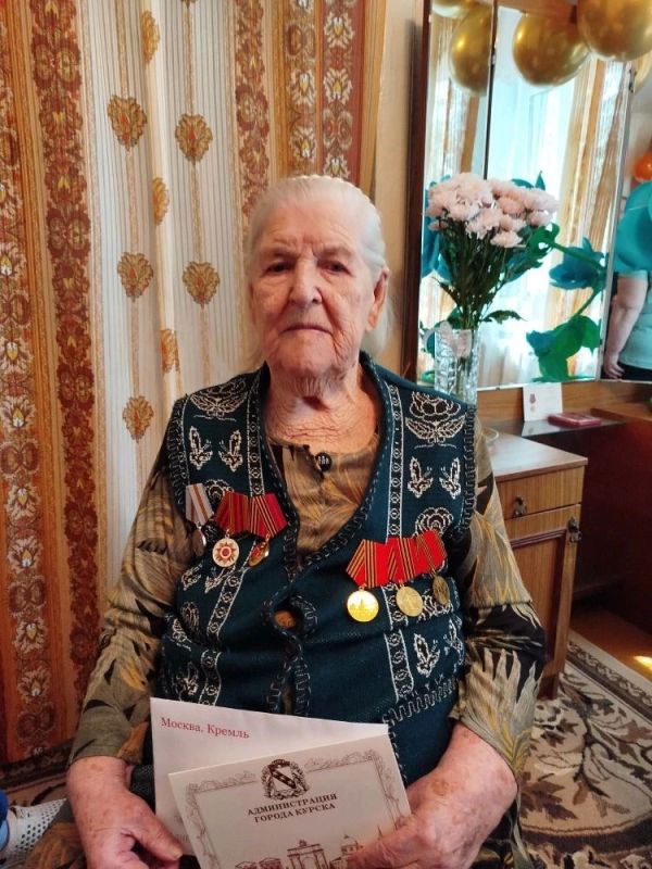В Курске отметили 100-летие Пелагеи Ивановны Бирюковой