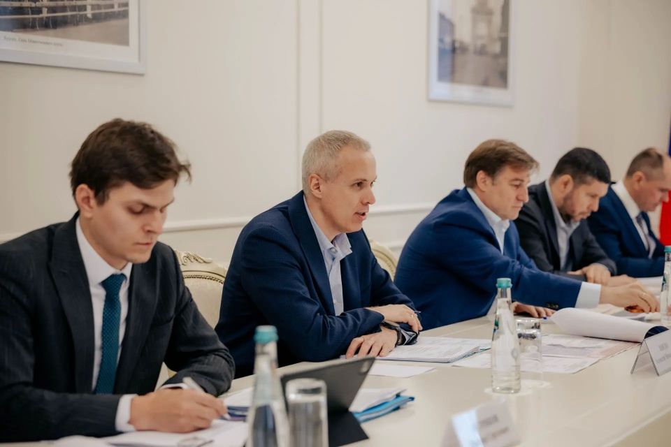 Курскую область с рабочим визитом посетил заместитель министра транспорта РФ Алексей Шило Курскую область с рабочим визитом посетил заместитель министра транспорта РФ Алексей Шило
