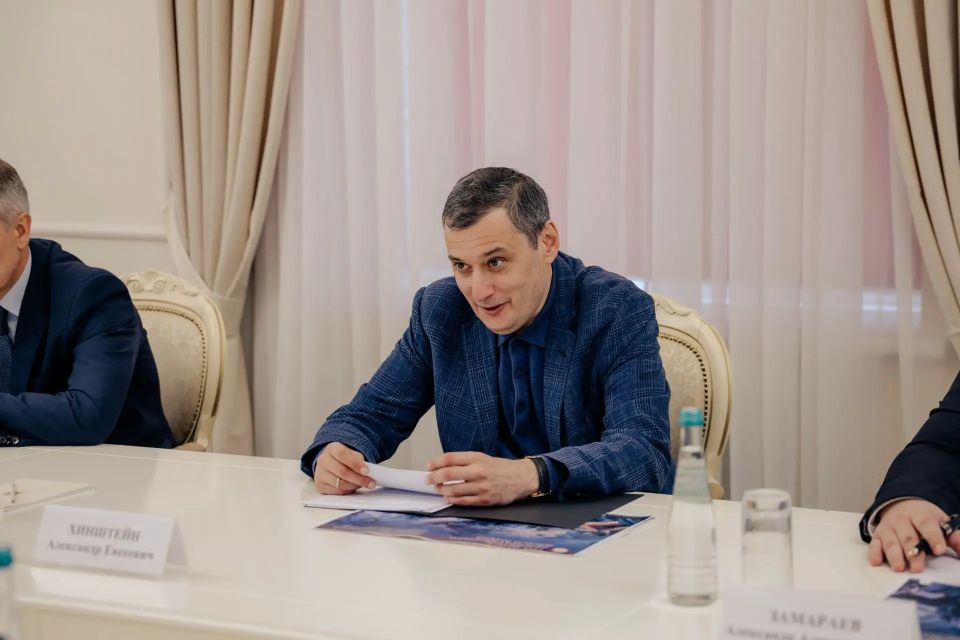 Курскую область с рабочим визитом посетил заместитель министра транспорта РФ Алексей Шило Курскую область с рабочим визитом посетил заместитель министра транспорта РФ Алексей Шило