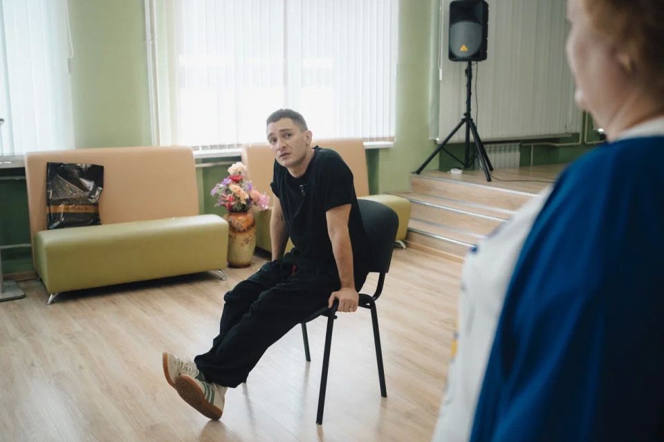 В школе № 7 имени А.С. Пушкина прошла встреча с актёром Никитой Павленко в рамках проекта «Чтецкие программы» В школе № 7 имени А.С. Пушкина прошла встреча с актёром Никитой Павленко в рамках проекта «Чтецкие программы»