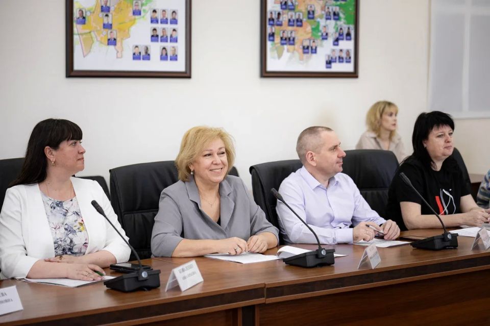 Юные куряне могут трудоустроиться летом в Центре поддержки молодежных инициатив Юные куряне могут трудоустроиться летом в Центре поддержки молодежных инициатив