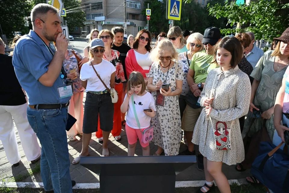 В 127-й день рождения художника Александра Дейнеки предлагаем взглянуть на город его глазами В 127-й день рождения художника Александра Дейнеки предлагаем взглянуть на город его глазами