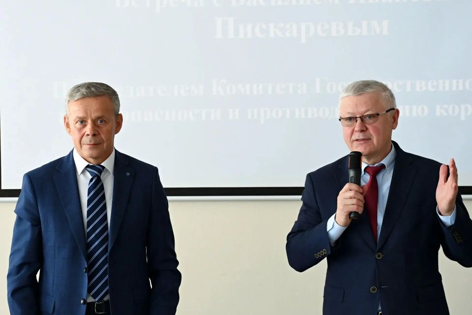Василий Пискарев встретился со студентами Василий Пискарев встретился со студентами
