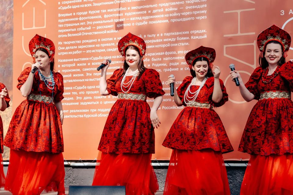 Александр Хинштейн: Люди, которые бережно хранят наше прошлое и несут его в будущее Александр Хинштейн: Люди, которые бережно хранят наше прошлое и несут его в будущее