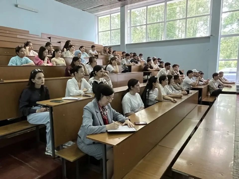 19 мая на базе Юго-Западного государственного университета состоялась встреча представителей Министерства экономического развития, занятости населения и туризма Курской области и УМВД России по Курской области с иностранными...