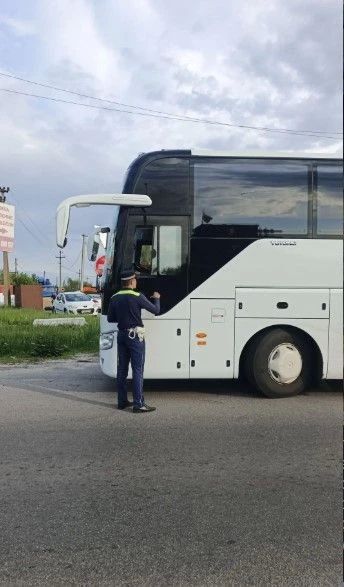 Сотрудники Курчатовской госавтоинспекции провели профилактический рейд, направленный на водителей, осуществляющих пассажирские перевозки Сотрудники Курчатовской госавтоинспекции провели профилактический рейд, направленный на водителей, осуществляющих пассажирские перевозки