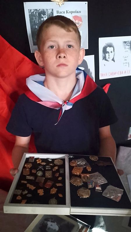 19 мая в Ржавском Доме культуры прошла познавательная программа «Пионеры-герои - кто они?» 19 мая в Ржавском Доме культуры прошла познавательная программа «Пионеры-герои - кто они?»