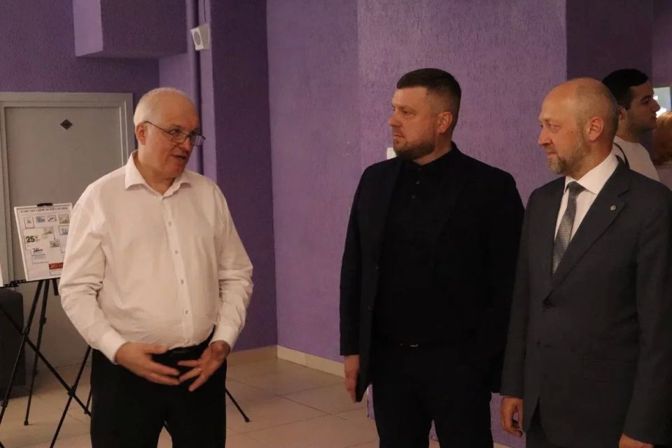 В Курской области торжественно открыли XV Молодёжный Форум «Молодежь и политика: едины - значит сильны» В Курской области торжественно открыли XV Молодёжный Форум «Молодежь и политика: едины - значит сильны»