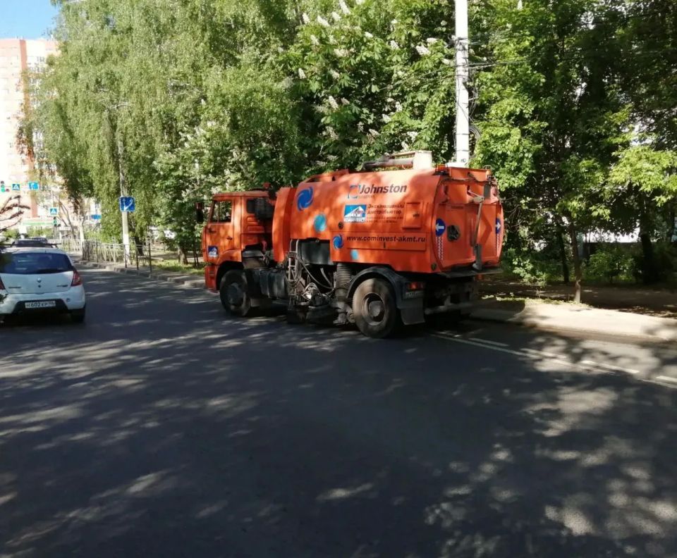 На четырех улицах Курска рабочие проводят ямочный ремонт На четырех улицах Курска рабочие проводят ямочный ремонт
