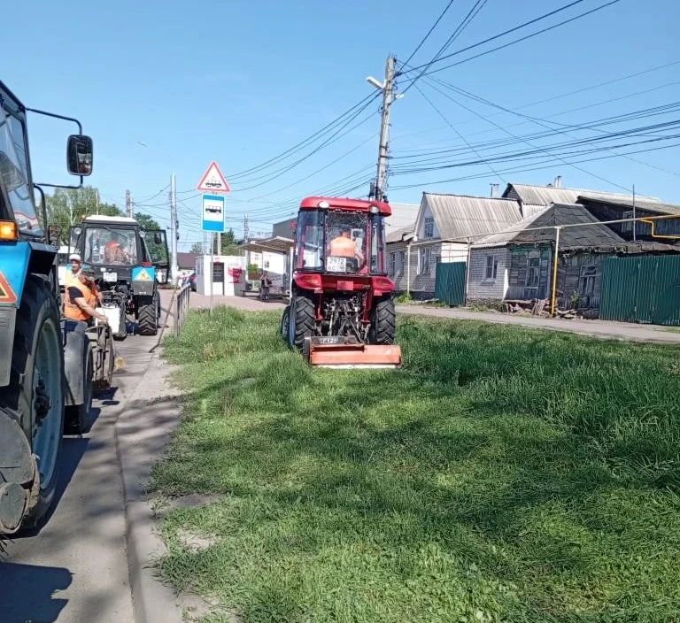 На четырех улицах Курска рабочие проводят ямочный ремонт На четырех улицах Курска рабочие проводят ямочный ремонт