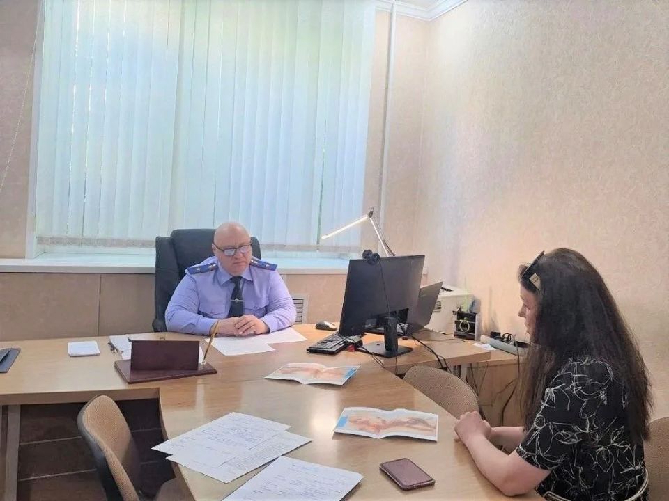 Руководитель следственного управления СКР по Курской области провел прием граждан в Курском межрайонном следственном отделе Руководитель следственного управления СКР по Курской области провел прием граждан в Курском межрайонном следственном отделе