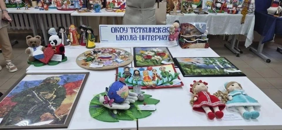 В Курской области состоялась выставка «Под небом общей Родины»