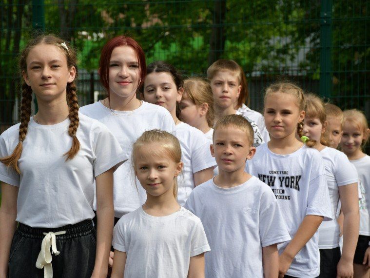 В нашей школе прошёл настоящий праздник тепла, дружбы и поддержки — Кубок Семейного Единства среди первоклассников, посвящённый Дню семьи! В нашей школе прошёл настоящий праздник тепла, дружбы и поддержки — Кубок Семейного Единства среди первоклассников, посвящённый Дню семьи!