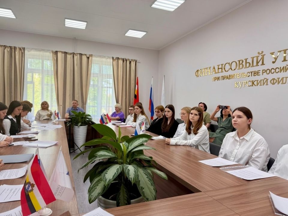 Успешное завершение прохождения программы предпринимательских классов Гончаровской школы! Успешное завершение прохождения программы предпринимательских классов Гончаровской школы!