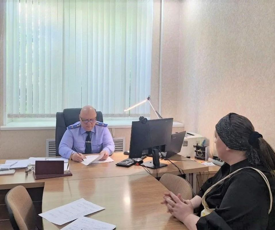 Руководитель следственного управления СКР по Курской области провел прием граждан в Курском межрайонном следственном отделе Руководитель следственного управления СКР по Курской области провел прием граждан в Курском межрайонном следственном отделе