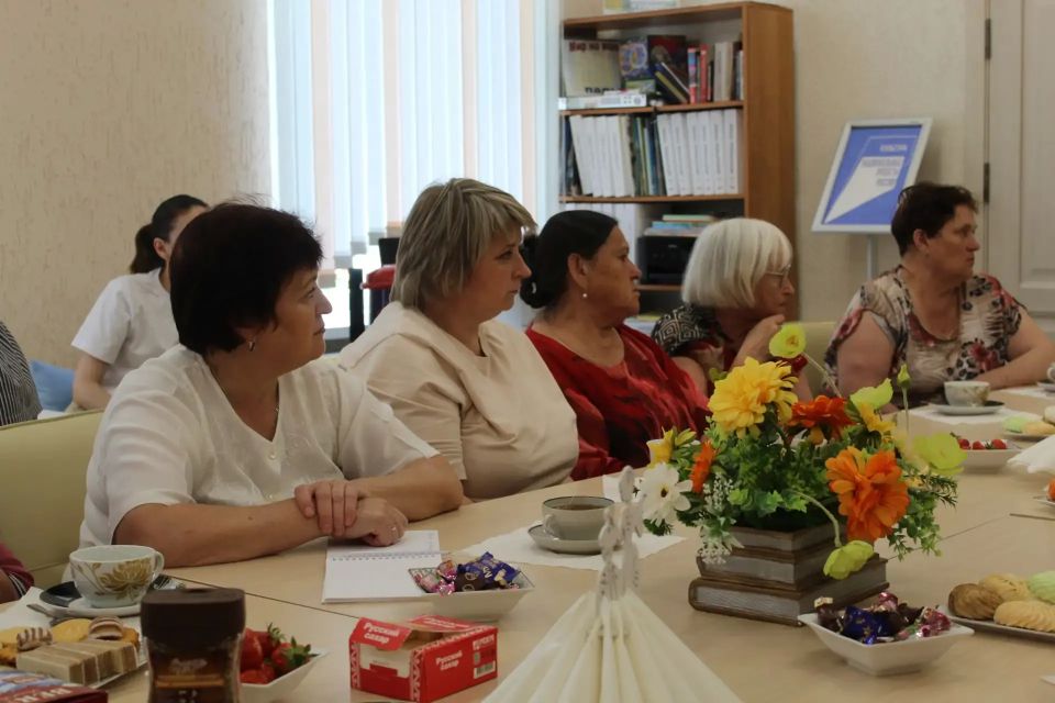 Депутат Государственной Думы Екатерина Владимировна Харченко совместно с финалистом кадрового проекта "Курск.Герои!", членом Совета Ассоциации ветеранов СВО Курской области Андреем Александровичем Милютиным провели личный... Депутат Государственной Думы Екатерина Владимировна Харченко совместно с финалистом кадрового проекта "Курск.Герои!", членом Совета Ассоциации ветеранов СВО Курской области Андреем Александровичем Милютиным провели личный...