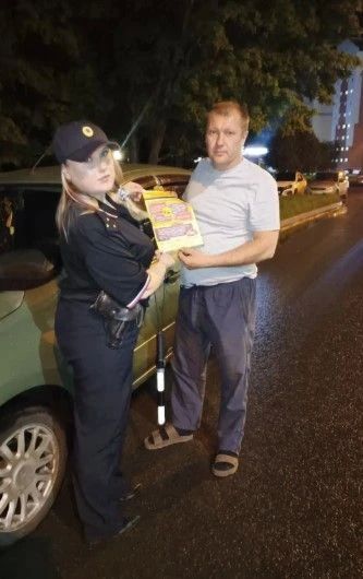 В Курчатове сотрудники Госавтоинспекции провели серию профилактических встреч с водителями такси и маршрутного транспорта В Курчатове сотрудники Госавтоинспекции провели серию профилактических встреч с водителями такси и маршрутного транспорта