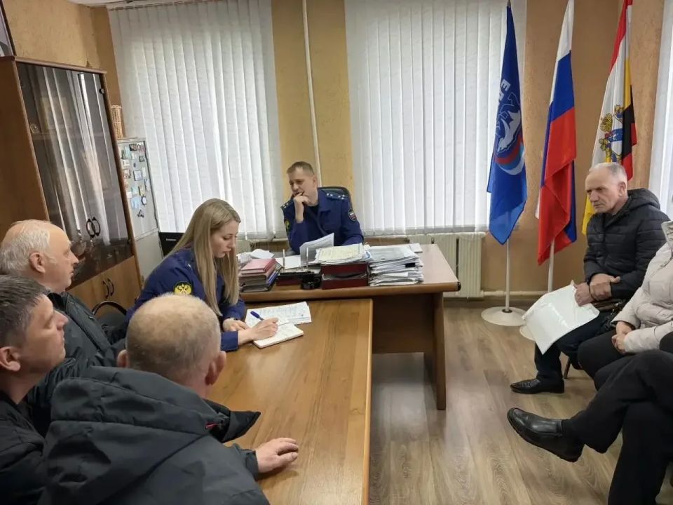 После личного приема граждан прокурор Курского района направил в суд исковые заявления об устранении нарушений природоохранного законодательства
