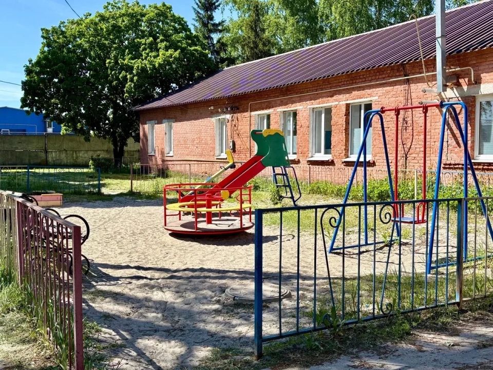 Глава Курского района Сергей Курносов посетил Ворошневский сельсовет, непосредственно на территории пообщался с и. о. главы Буданцевой Ларисой Владимировной, депутатами Представительного собрания Курского района, сельсовета... Глава Курского района Сергей Курносов посетил Ворошневский сельсовет, непосредственно на территории пообщался с и. о. главы Буданцевой Ларисой Владимировной, депутатами Представительного собрания Курского района, сельсовета...