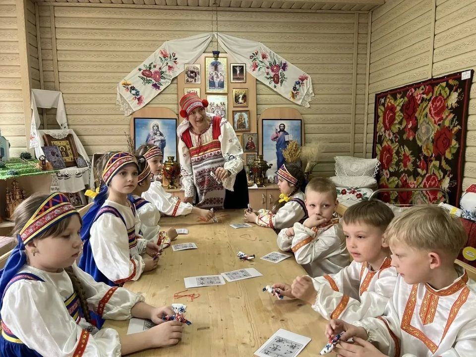 Музеи в детских садах Курска знакомят ребят с историей и народной культурой Музеи в детских садах Курска знакомят ребят с историей и народной культурой
