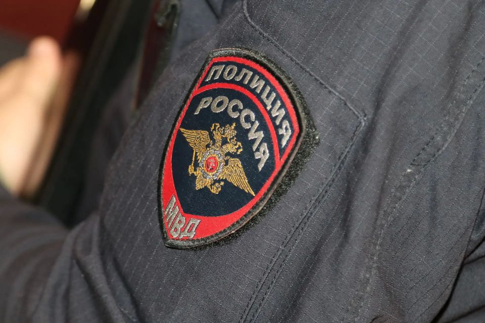 На территории Курской области создано 111 добровольных народных дружин, общей численностью более 1000 человек, которые осуществляет свою деятельность в соответствии с Федеральным Законом от 2 апреля 2014 года № 44-ФЗ «Об...