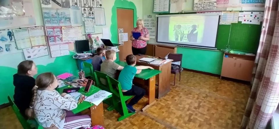 24 мая - День славянской письменности и культуры 24 мая - День славянской письменности и культуры