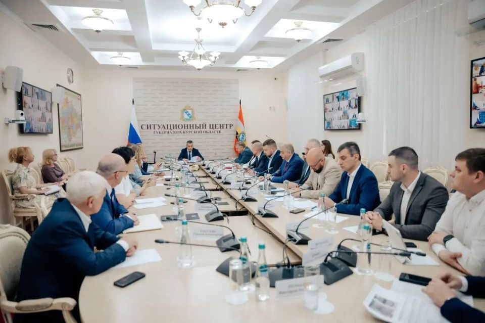 Александр Хинштейн: Провели заседание Правительства Курской области