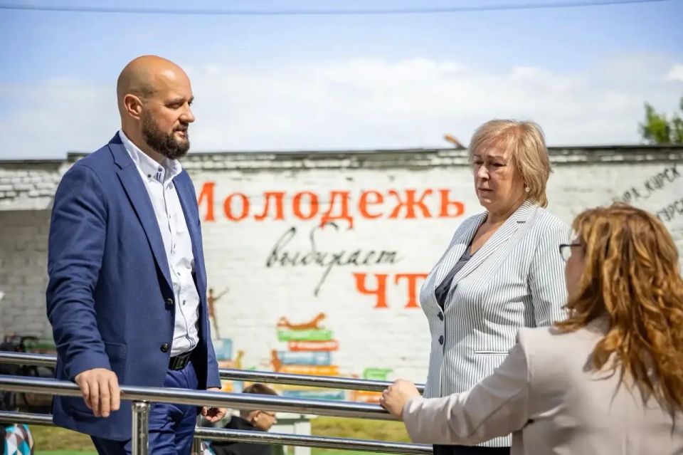 В преддверии профессионального праздника поздравил наших библиотекарей В преддверии профессионального праздника поздравил наших библиотекарей