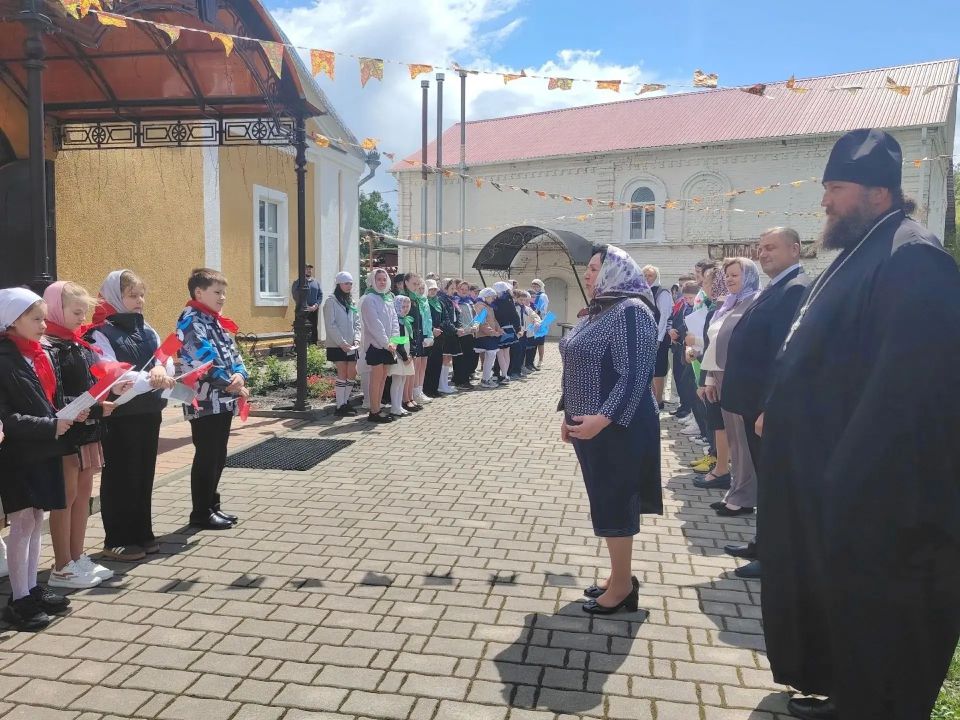 Сегодня состоялось торжественное открытие смены в детском православном лагере, организованном при Никольском кафедральном соборе с.Мантурово. Ребят ждут четыре дня, наполненных интересными встречами и мероприятиями Сегодня состоялось торжественное открытие смены в детском православном лагере, организованном при Никольском кафедральном соборе с.Мантурово. Ребят ждут четыре дня, наполненных интересными встречами и мероприятиями