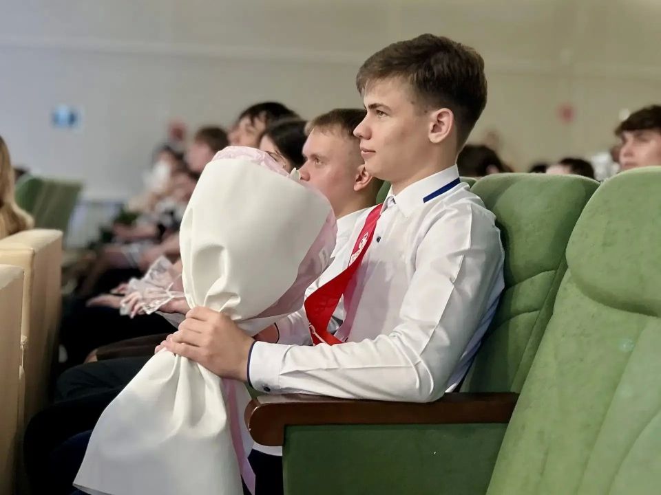 В курской школе № 58 прозвенел последний звонок В курской школе № 58 прозвенел последний звонок