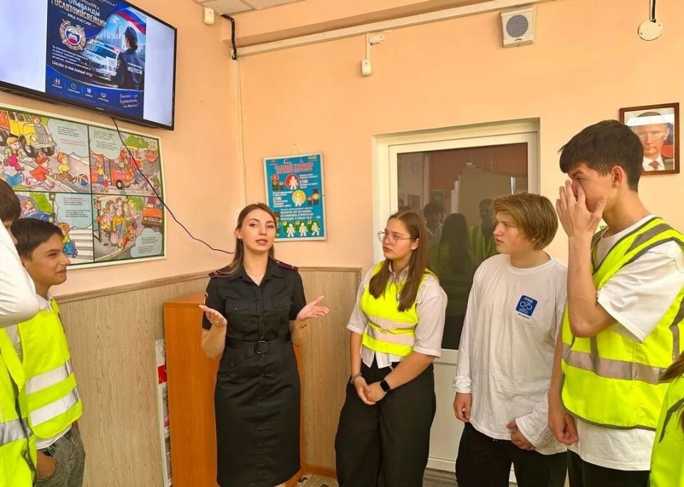 В школе № 7 города Железногорска прошёл круглый стол, посвященный Дню пропаганды безопасности дорожного движения В школе № 7 города Железногорска прошёл круглый стол, посвященный Дню пропаганды безопасности дорожного движения