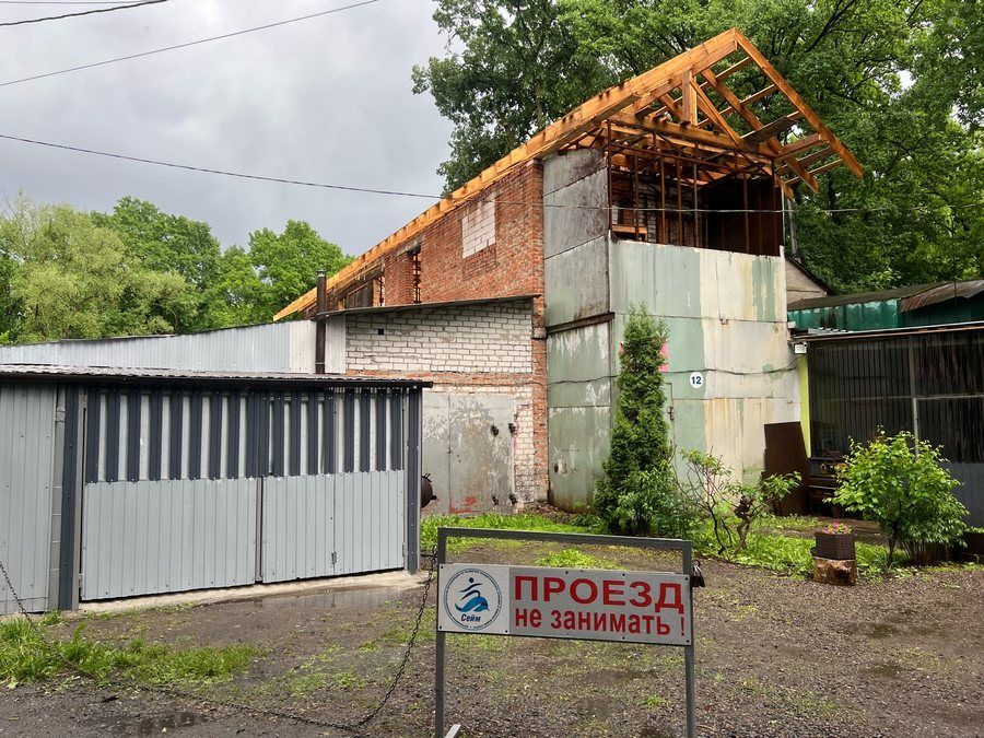 В Курске разбираются с незаконной застройкой на берегу Сейма В Курске разбираются с незаконной застройкой на берегу Сейма