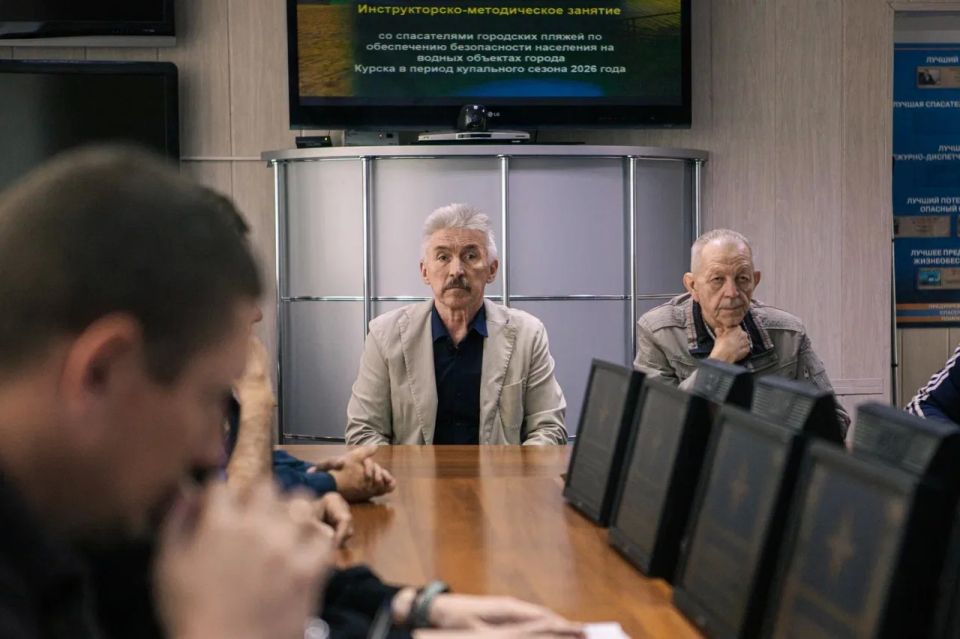 Спасателей курских пляжей готовят к купальному сезону Спасателей курских пляжей готовят к купальному сезону