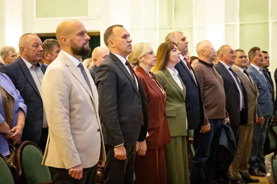 Принял участие в отчете губернатора Александра Хинштейна о работе Правительства Курской области за 2025 год перед депутатами Курской областной Думы Принял участие в отчете губернатора Александра Хинштейна о работе Правительства Курской области за 2025 год перед депутатами Курской областной Думы