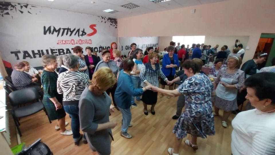 Сегодня, 29 мая, мы отмечаем знаменательную дату – пятилетие Театрального кафе «Дежавю»! Это замечательное любительское объединение, созданное с целью подарить жителям старшего поколения яркие и насыщенные культурные вечера... Сегодня, 29 мая, мы отмечаем знаменательную дату – пятилетие Театрального кафе «Дежавю»! Это замечательное любительское объединение, созданное с целью подарить жителям старшего поколения яркие и насыщенные культурные вечера...