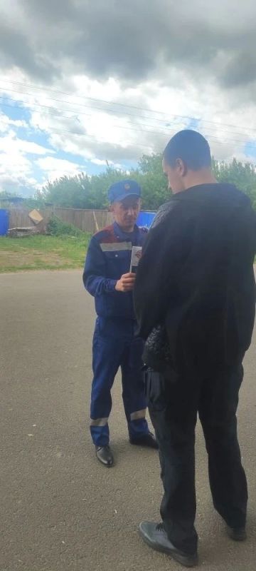 Очередной профилактический рейд безопасности проведен 28.05.26 г. в г. Фатеже. В ходе рейда инструктор пожарной профилактики Фатежского района Противопожарной службы комитета региональной безопасности Курской области Гудков... Очередной профилактический рейд безопасности проведен 28.05.26 г. в г. Фатеже. В ходе рейда инструктор пожарной профилактики Фатежского района Противопожарной службы комитета региональной безопасности Курской области Гудков...