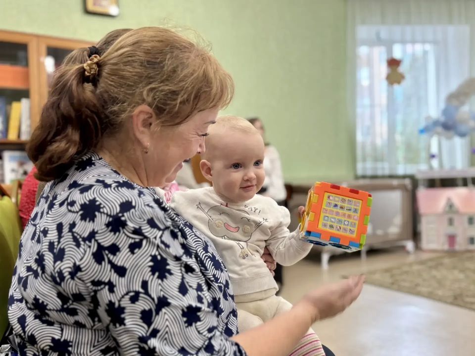 В Курской области работают 26 пунктов бесплатного проката вещей для малышей