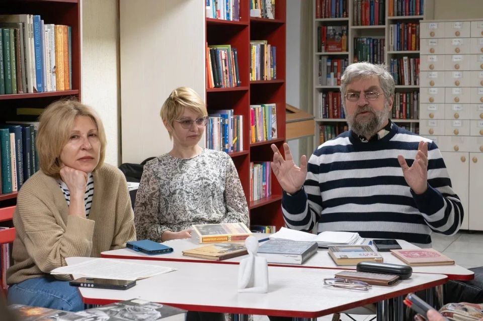 В Курске прошла первая встреча участников Книжного клуба