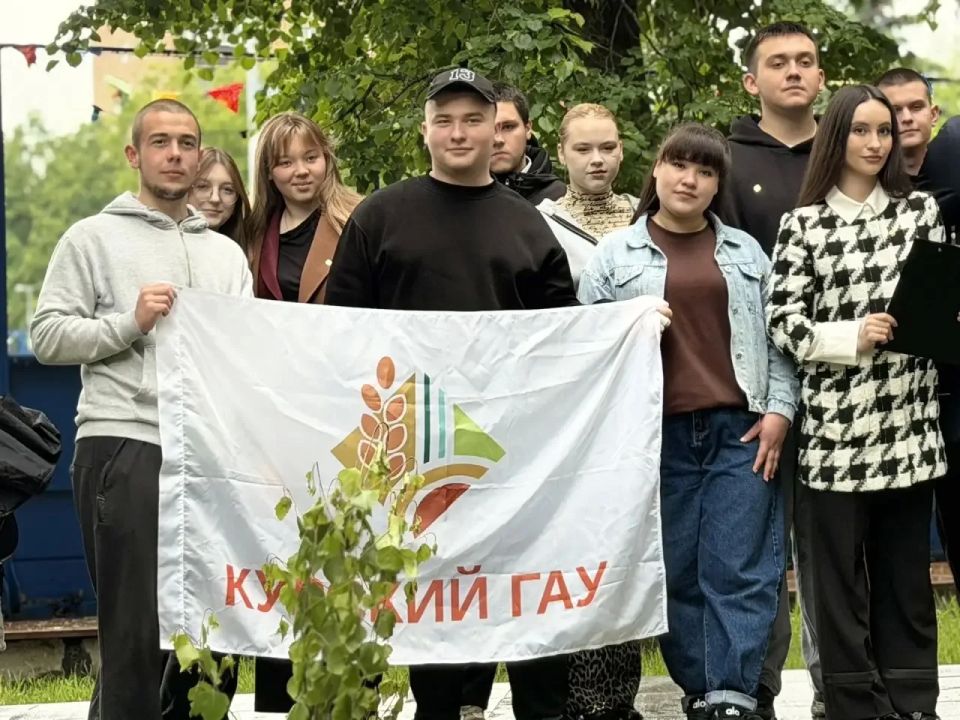В парке Пионеров появилась «Аллея РСМ» В парке Пионеров появилась «Аллея РСМ»