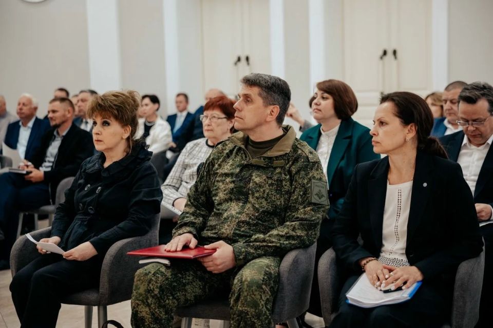 Министр социального обеспечения, материнства и детства Курской области Татьяна Сукновалова приняла участие в работе координационного совета по вопросам жителей приграничья Министр социального обеспечения, материнства и детства Курской области Татьяна Сукновалова приняла участие в работе координационного совета по вопросам жителей приграничья