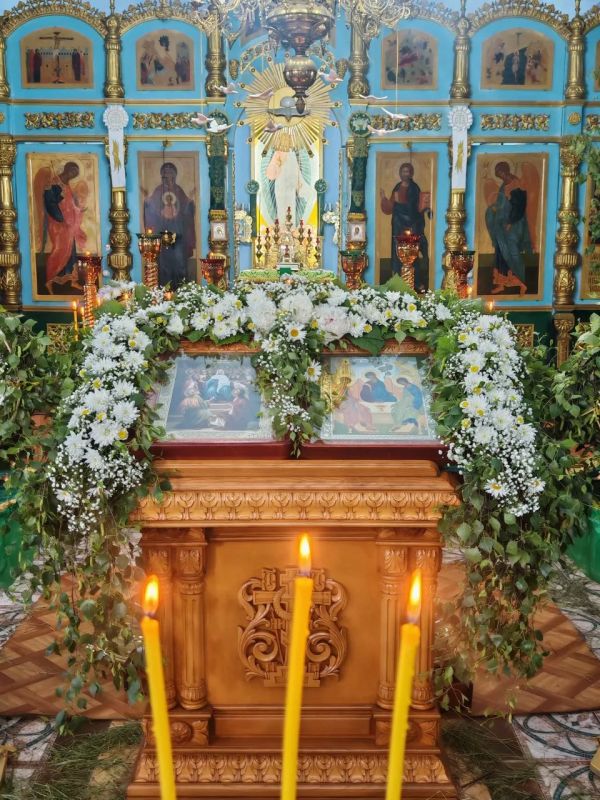 Сегодня православные отмечают один из главных христианских праздников — Троицу