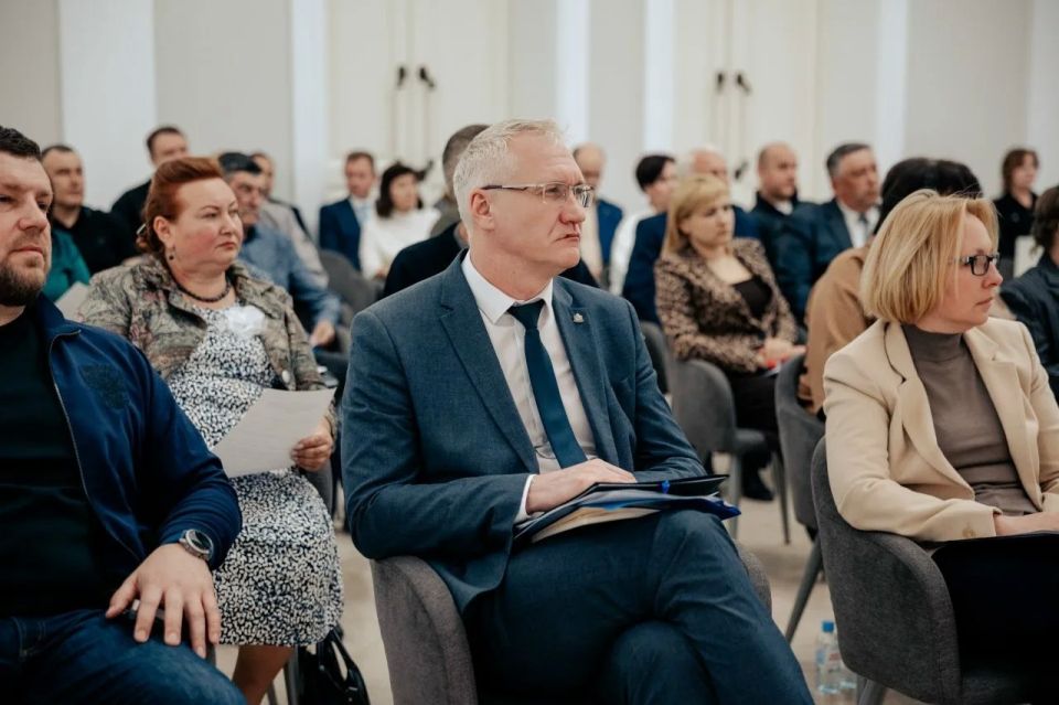 Министр социального обеспечения, материнства и детства Курской области Татьяна Сукновалова приняла участие в работе координационного совета по вопросам жителей приграничья Министр социального обеспечения, материнства и детства Курской области Татьяна Сукновалова приняла участие в работе координационного совета по вопросам жителей приграничья