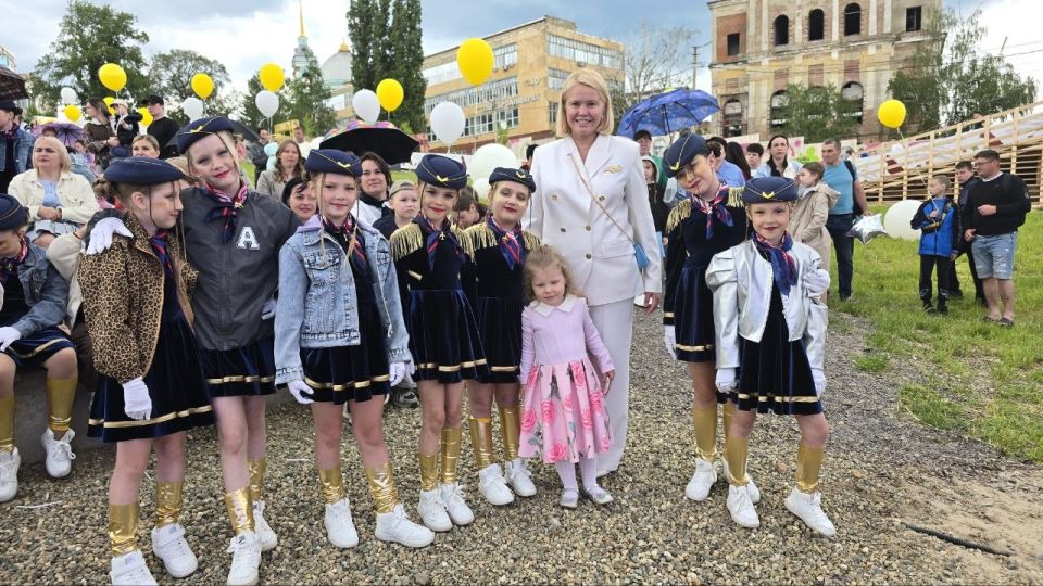 Екатерина Харченко: Праздник лета, солнца и счастливых улыбок! Сегодня в Курске на Полугоре отмечали День защиты детей Екатерина Харченко: Праздник лета, солнца и счастливых улыбок! Сегодня в Курске на Полугоре отмечали День защиты детей