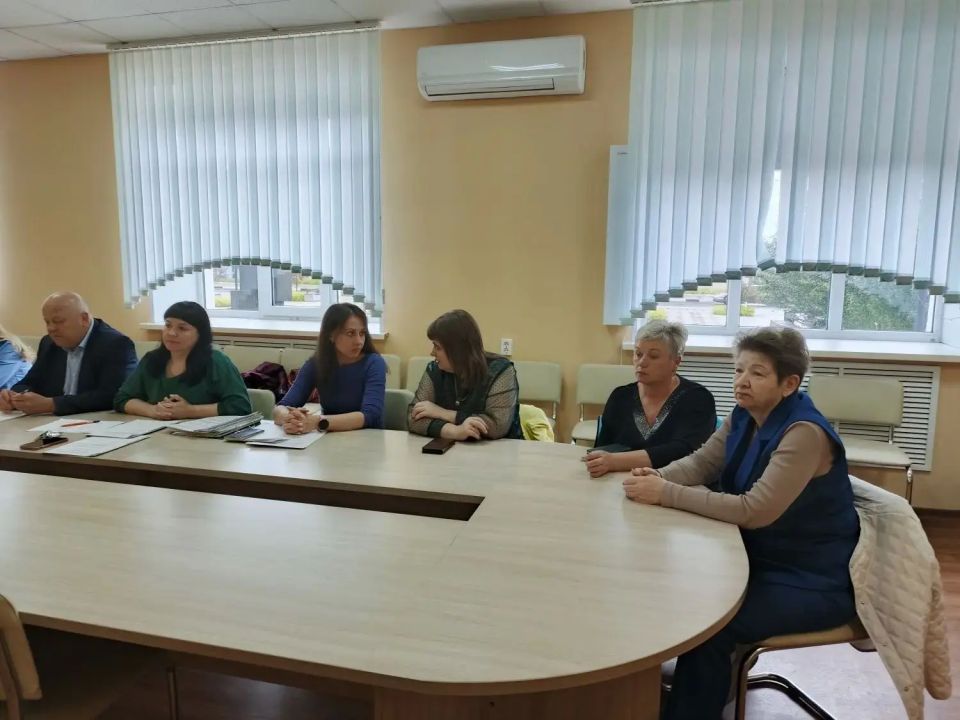 29.05.2026 года в Администрации Фатежского района Курской области состоялось заседание комиссии по делам несовершеннолетних и защите их прав с участием представителей прокуратуры, ОГИБДД МО МВД России «Фатежский», в ходе... 29.05.2026 года в Администрации Фатежского района Курской области состоялось заседание комиссии по делам несовершеннолетних и защите их прав с участием представителей прокуратуры, ОГИБДД МО МВД России «Фатежский», в ходе...
