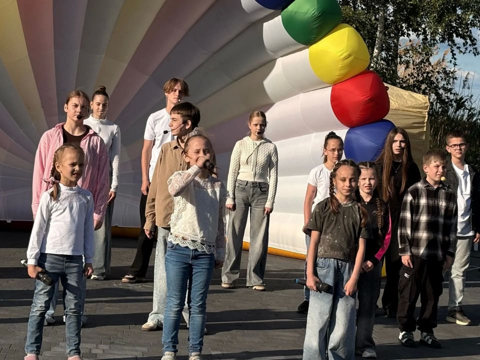 1 июня в 17:00 в парке культуры и отдыха «Тёплый берег-2» прошёл яркий Фестиваль «Берег детства», посвящённый Дню защиты детей