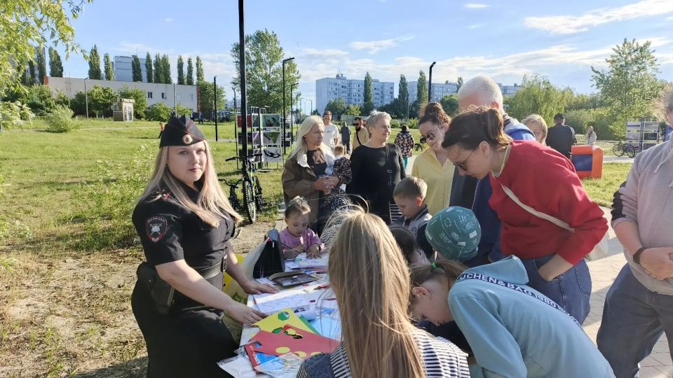 1 июня в 17:00 в парке культуры и отдыха «Тёплый берег-2» прошёл яркий Фестиваль «Берег детства», посвящённый Дню защиты детей 1 июня в 17:00 в парке культуры и отдыха «Тёплый берег-2» прошёл яркий Фестиваль «Берег детства», посвящённый Дню защиты детей